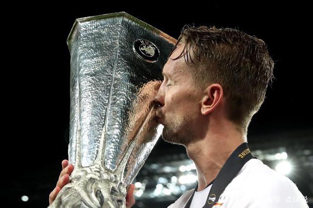 卫报评选24年百大巨星11到100位排名 梅西27C罗42