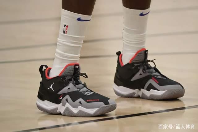 梅西34场29球17助遭淘汰 C罗46场35球6助攻